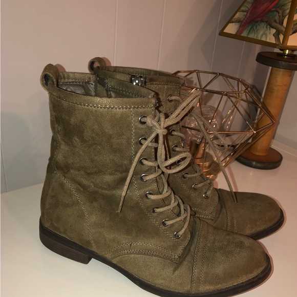 lace up fabric boots size 10 - Picture 2 of 11